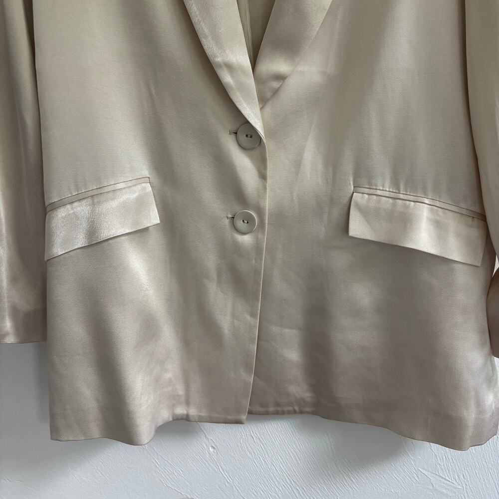 NWT DISSH Women’s Simone Pearl Satin Blazer & Pants Size 4/6 Ivory Suit Set - Picture 8 of 16